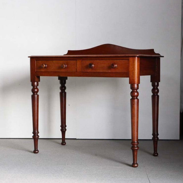 ヴィンテージでは消えた家具　Whole Table　アンティークのホールテーブル　商品番号25055