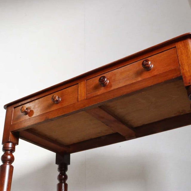 ヴィンテージでは消えた家具　Whole Table　アンティークのホールテーブル　商品番号25055