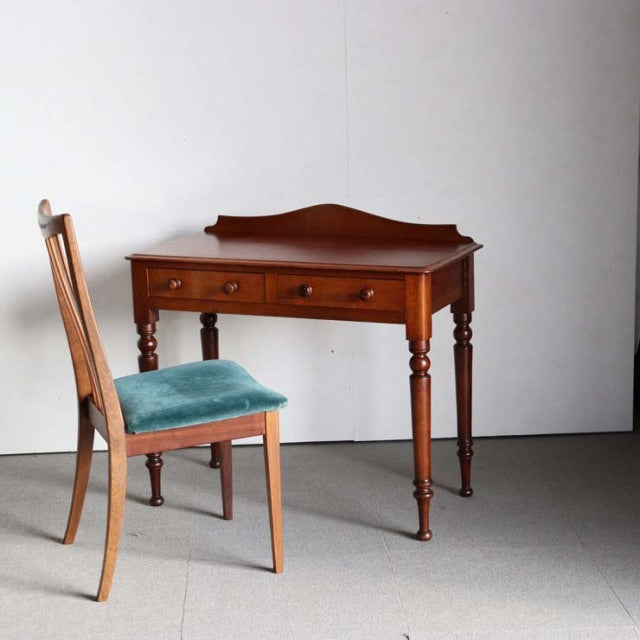 ヴィンテージでは消えた家具　Whole Table　アンティークのホールテーブル　商品番号25055