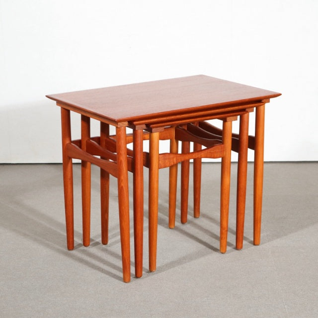 デンマーク製ネストテーブル designed by Poul Hundevad【しょうちゅうだい】　ItemCode-SKOV64 | 送料込