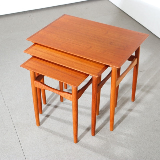 デンマーク製ネストテーブル designed by Poul Hundevad【しょうちゅうだい】　ItemCode-SKOV64 | 送料込