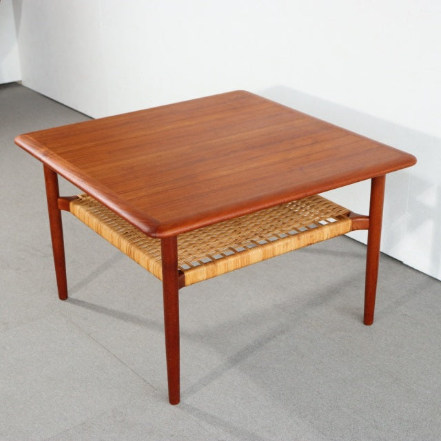 「冷やし丁抹、はじめました」　カート・ウストヴィKURT OSTERVIG コーヒーテーブル　商品番号26143