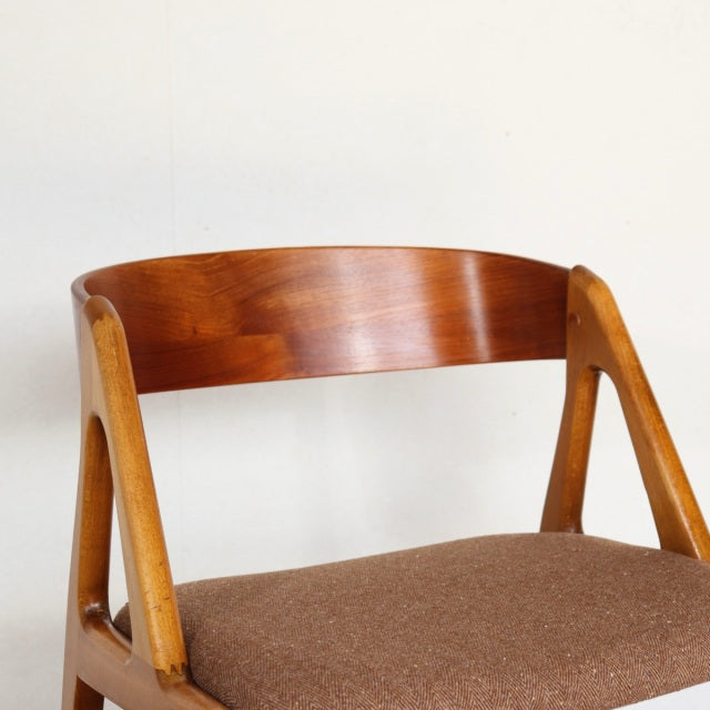 Henning Kjaernulf/model72/ダイニングチェア　デンマーク製　世界の尾州ウールにて座面張替済　送料込　２脚目以降割引有 商品番号30094b