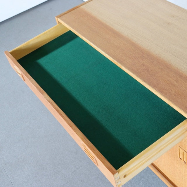 デンマーク製キャビネット【ヴィンテージ度】 ItemCode-SKOV27a | 送料込