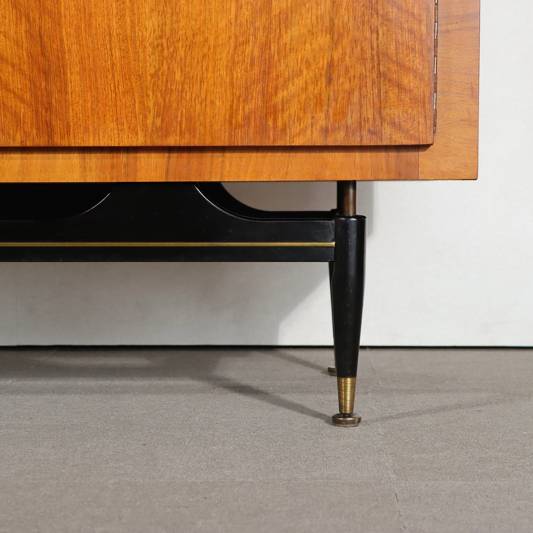 【comingsoon!】 1950'S WALNUT SIDEBOARD ItemCode-DAWN02