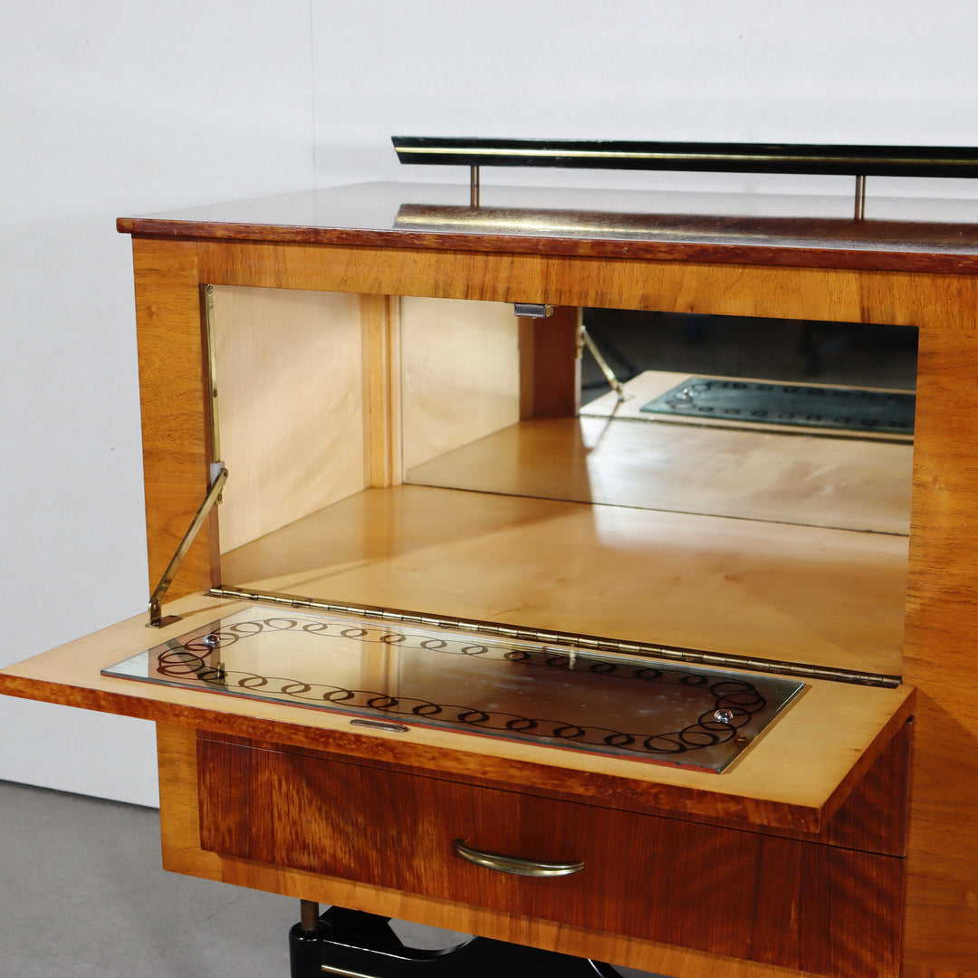 【comingsoon!】 1950'S WALNUT SIDEBOARD ItemCode-DAWN02