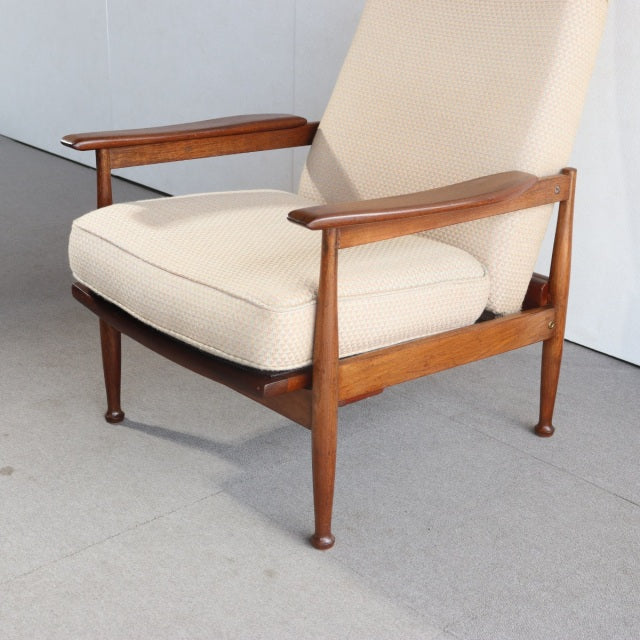 F様専用！　【シェアの世の中だけれども、ソファはシェアじゃなくて、占拠したい】　ヴィンテージ一人掛けソファ　商品番号26021a