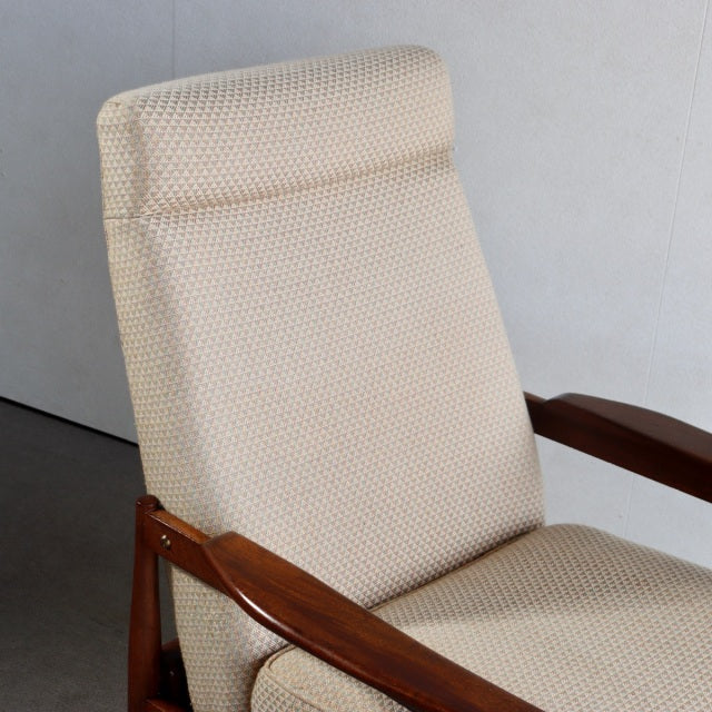 F様専用！　【シェアの世の中だけれども、ソファはシェアじゃなくて、占拠したい】　ヴィンテージ一人掛けソファ　商品番号26021a