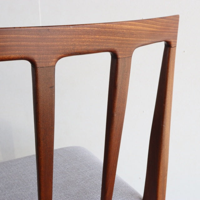 Mid-century British Younger dining chair in teak with sculpted backrest and grey upholstered seat, Danish vintage style.
