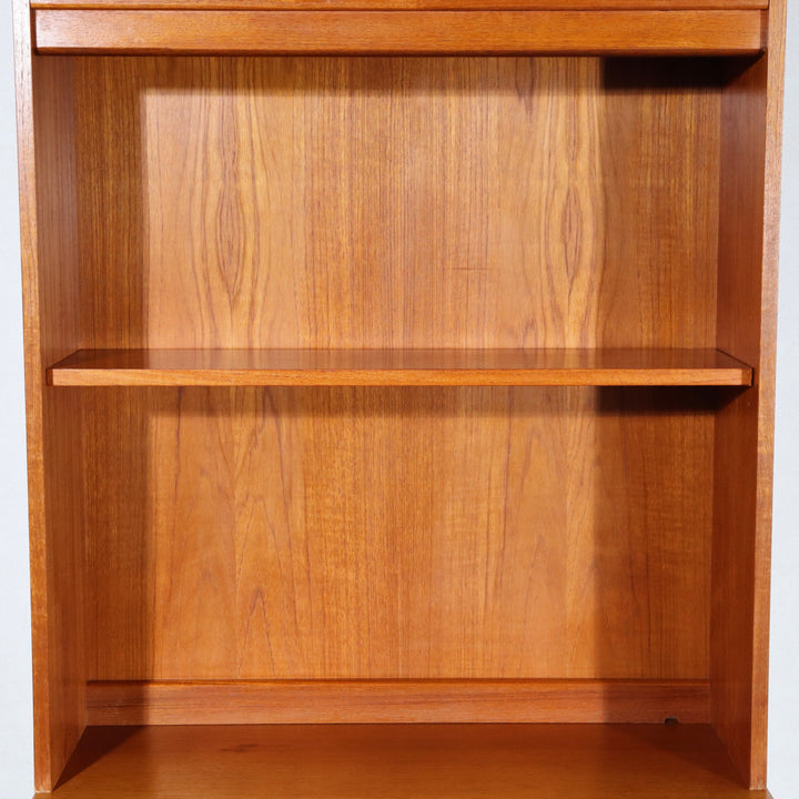 【comingsoon!】 G PLAN TALL CABINET ItemCode-DAWN23