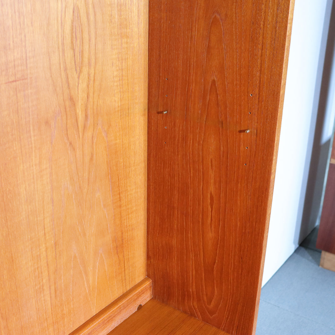 【comingsoon!】 G PLAN TALL CABINET ItemCode-DAWN23