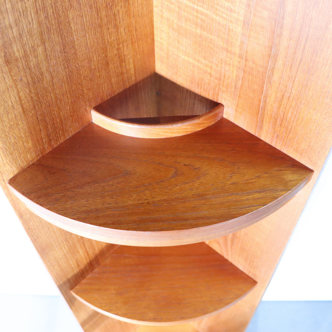【comingsoon!】 G PLAN CORNER CABINET ItemCode-DAWN22a