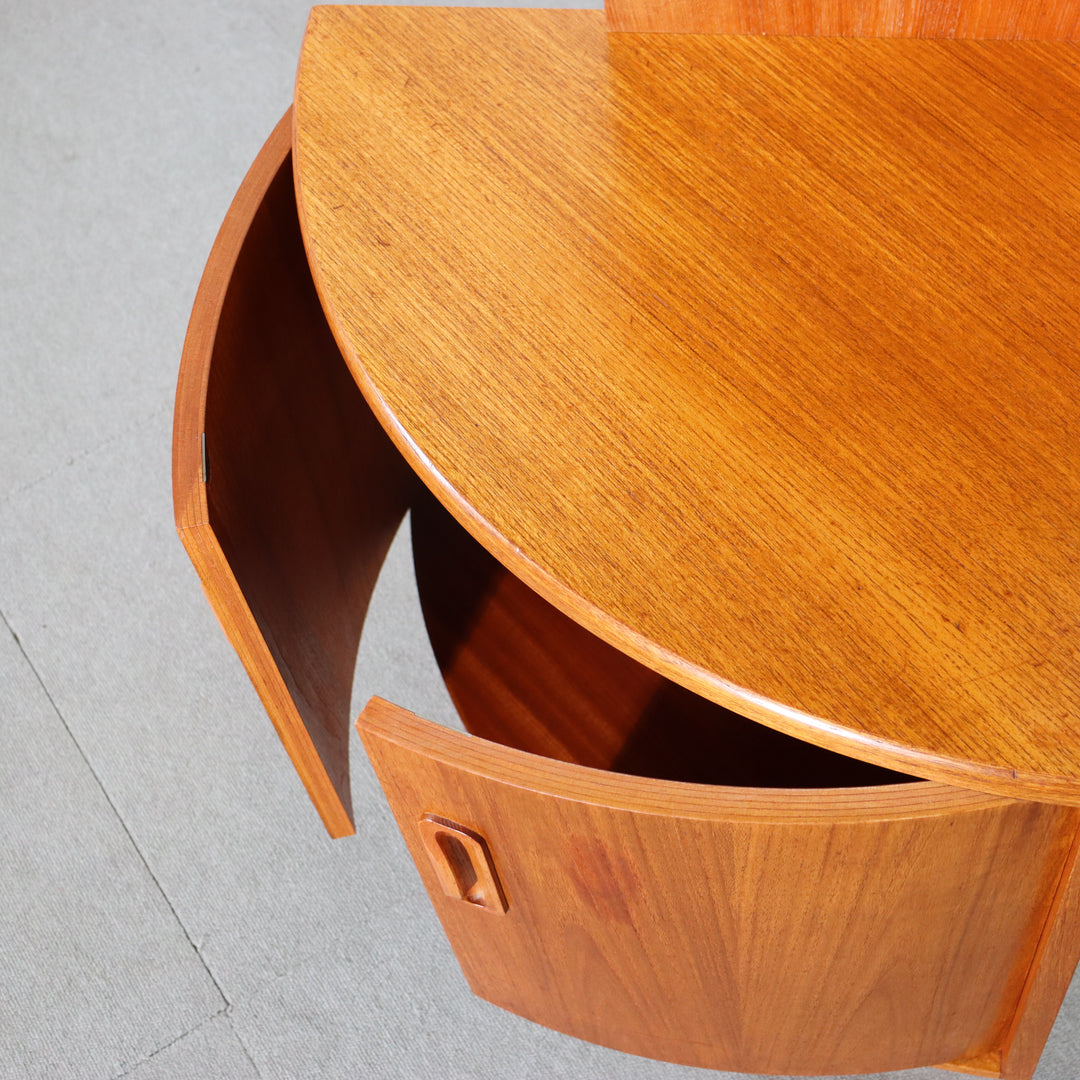 【comingsoon!】 G PLAN CORNER CABINET ItemCode-DAWN22a