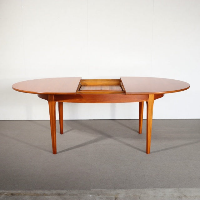 Sutcliffe of Todmorden オーバルダイニングテーブル ItemCode-AVON71 | 送料込