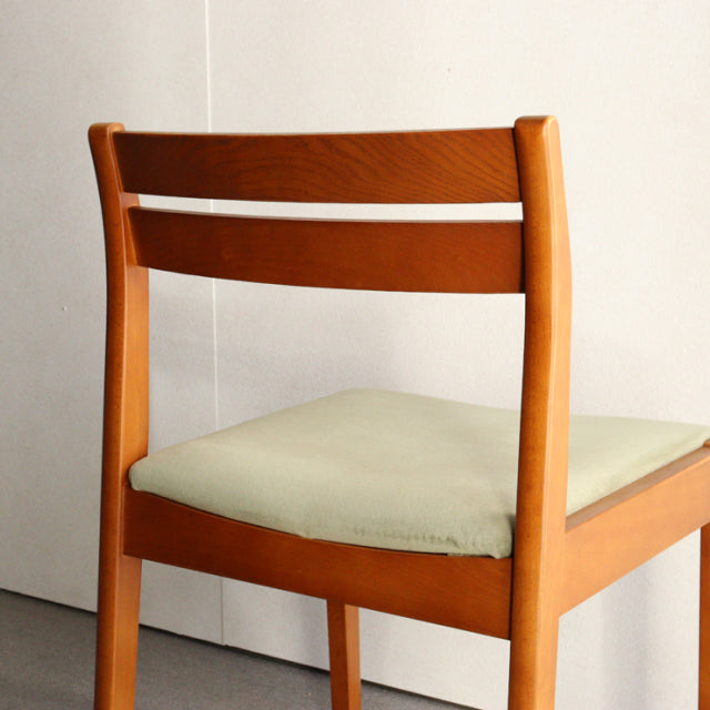 M様引き取り専用　いす。　淡緑。　ヴィンテージのダイニングチェア　商品番号25111b