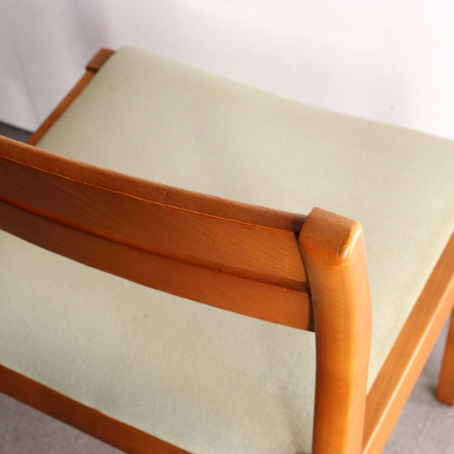 M様引き取り専用　いす。　淡緑。　ヴィンテージのダイニングチェア　商品番号25111b