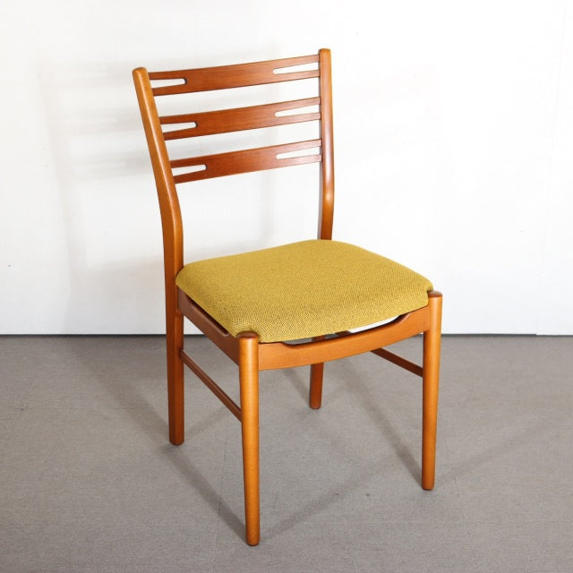 【model：Smørennaスモレナ】デンマークFarstrup製ダイニングチェア 座面張替済み　送料込み　商品番号30090b