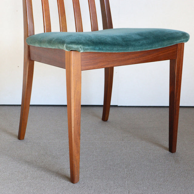 Mid-century British G-PLAN dining chair with teak wood frame and teal green upholstered seat, vintage Danish style with.