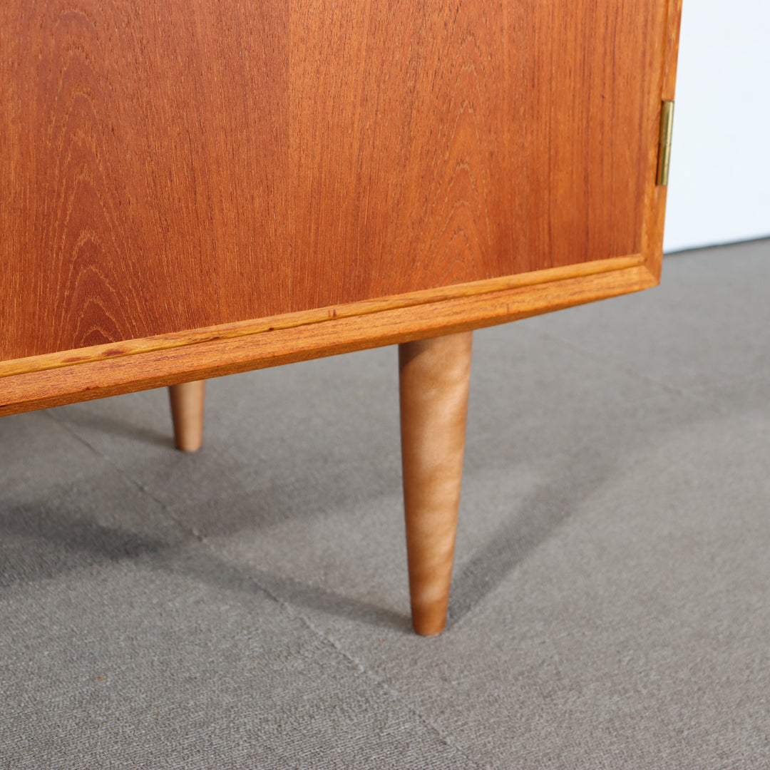 【comingsoon!】 Cabinet by Poul Hundevad ItemCode-JORD101 | 送料込 |
