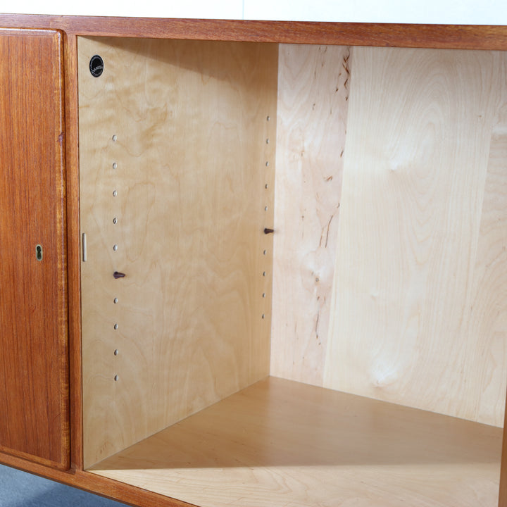 【comingsoon!】 Cabinet by Poul Hundevad ItemCode-JORD101 | 送料込 |