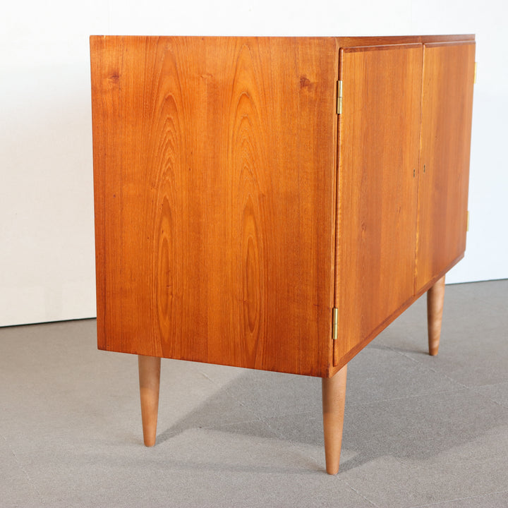 【comingsoon!】 Cabinet by Poul Hundevad ItemCode-JORD101 | 送料込 |