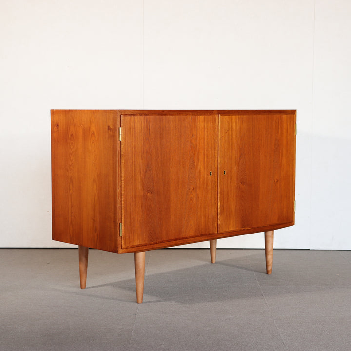 【comingsoon!】 Cabinet by Poul Hundevad ItemCode-JORD101 | 送料込 |