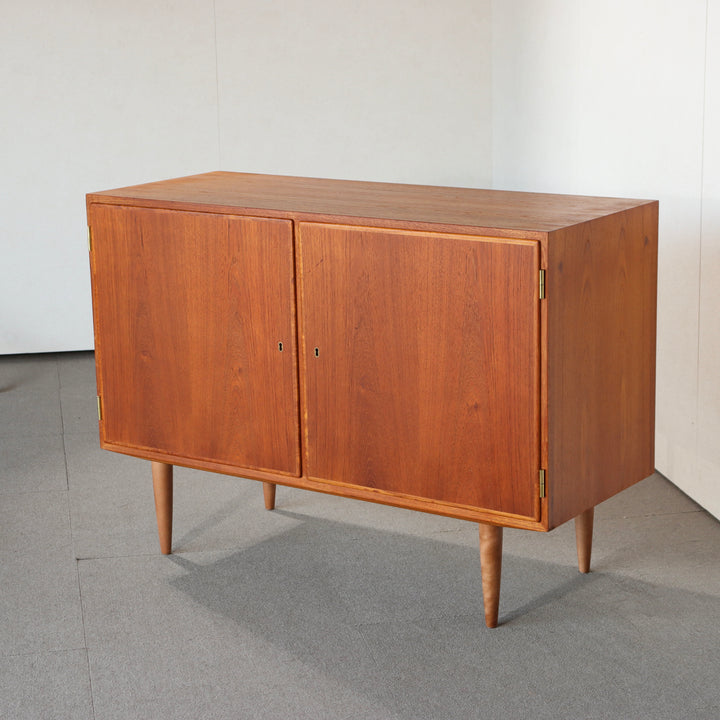 【comingsoon!】 Cabinet by Poul Hundevad ItemCode-JORD101 | 送料込 |