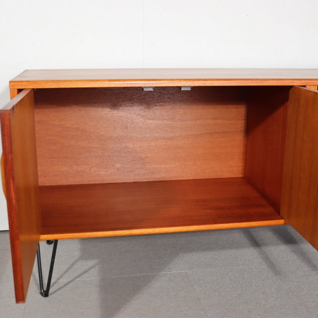 G PLAN FRESCO 4 DOOR SIDEBOARD　商品番号28042