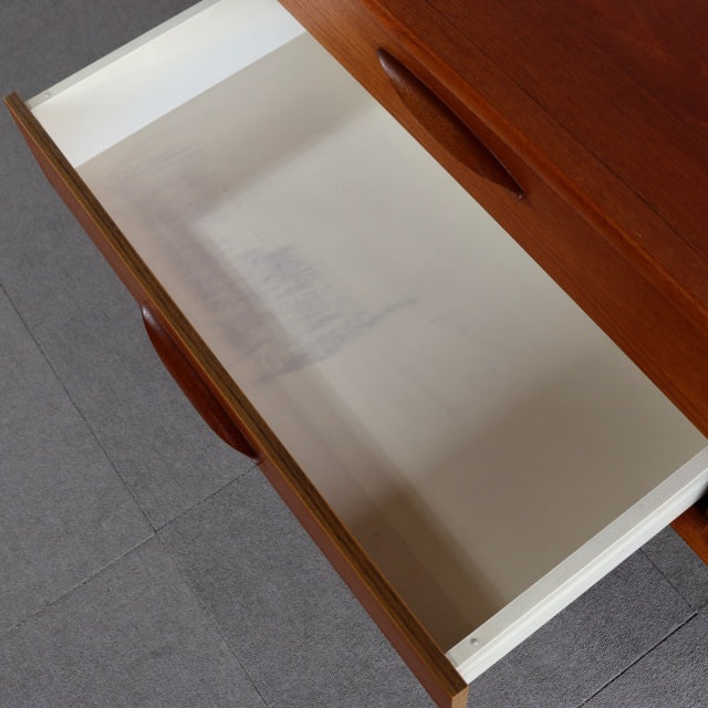 AUSTINSUITEのミニサイドボード　「オースティン親方とオースティン・パワーズ」ItemCode-27020