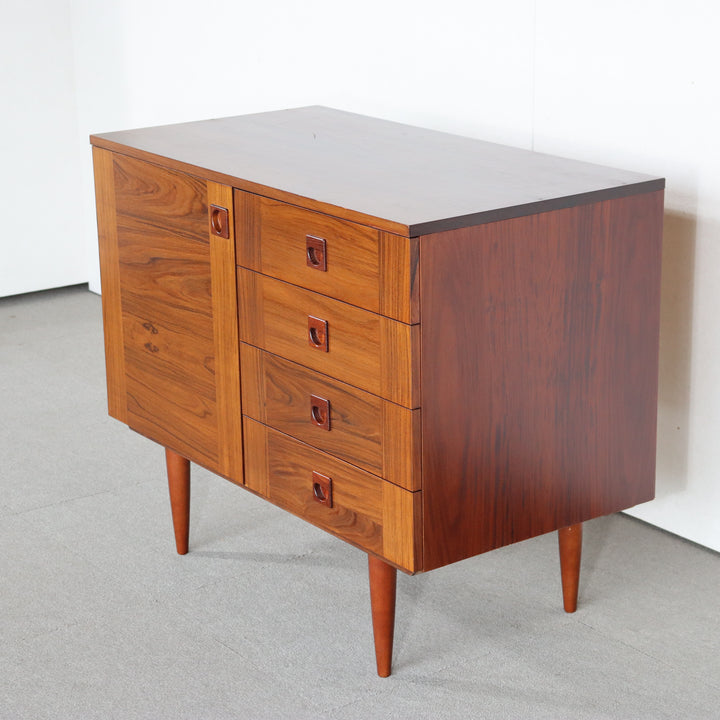 【comingsoon!】 Denmark Chest of 4 drawers | ItemCode-VIND9 | 送料込