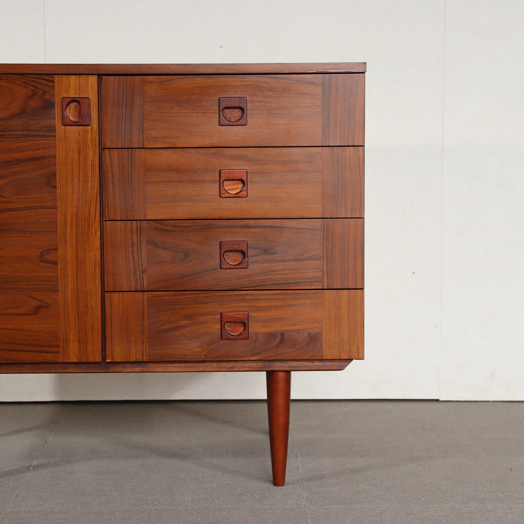 【comingsoon!】 Denmark Chest of 4 drawers | ItemCode-VIND9 | 送料込