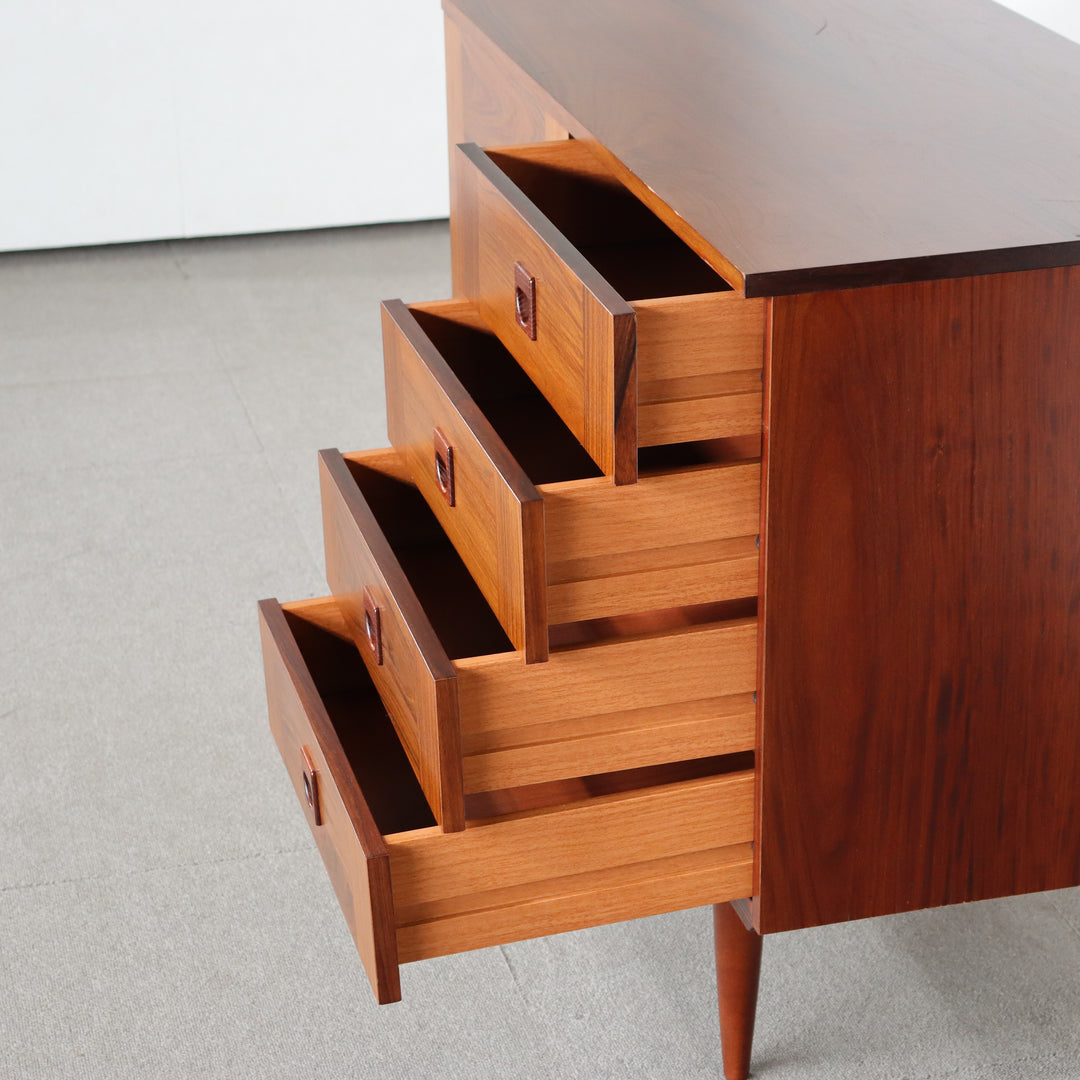 【comingsoon!】 Denmark Chest of 4 drawers | ItemCode-VIND9 | 送料込