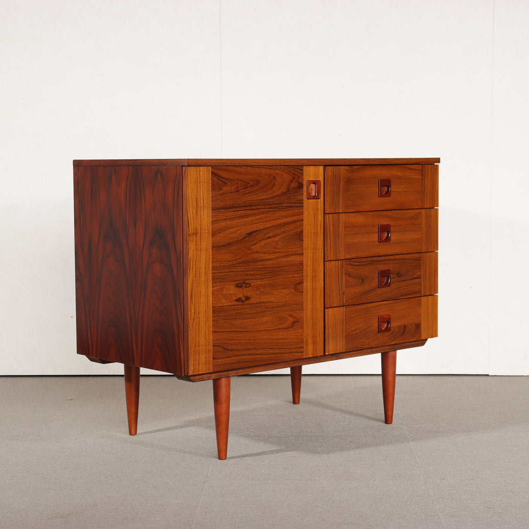 【comingsoon!】 Denmark Chest of 4 drawers | ItemCode-VIND9 | 送料込