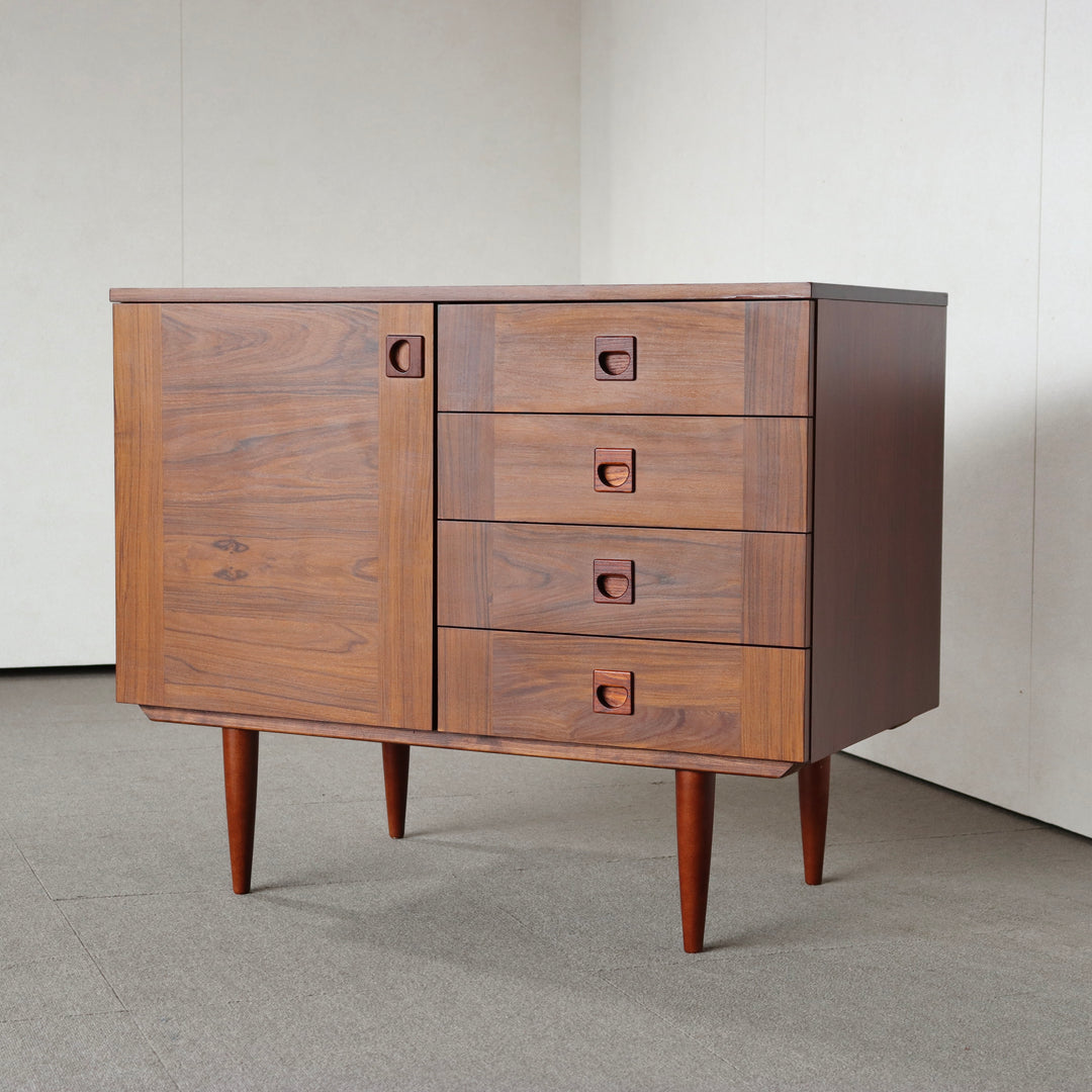 【comingsoon!】 Denmark Chest of 4 drawers | ItemCode-VIND9 | 送料込