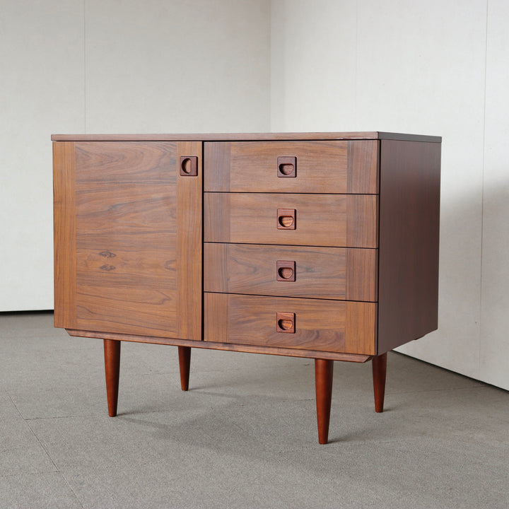 【comingsoon!】 Denmark Chest of 4 drawers | ItemCode-VIND9 | 送料込