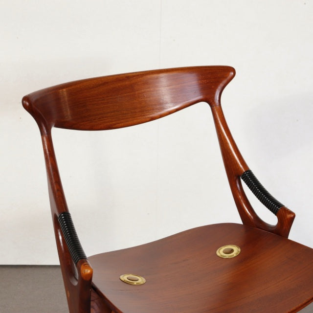 Arne Hovmand-Olsen Model-71 ダイニングチェア　ItemCode-SKOV99c | 送料込