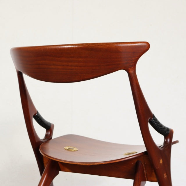 Arne Hovmand-Olsen Model-71 ダイニングチェア　ItemCode-SKOV99c | 送料込
