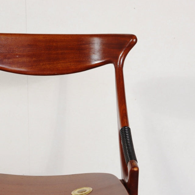 Arne Hovmand-Olsen Model-71 ダイニングチェア　ItemCode-SKOV99d | 送料込