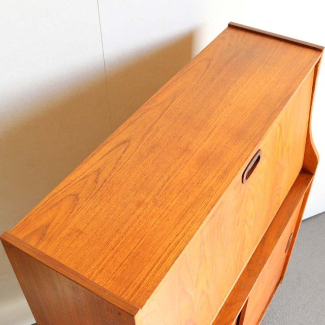 双子の次男　チーク材を使用したヴィンテージビュロー　商品番号24123