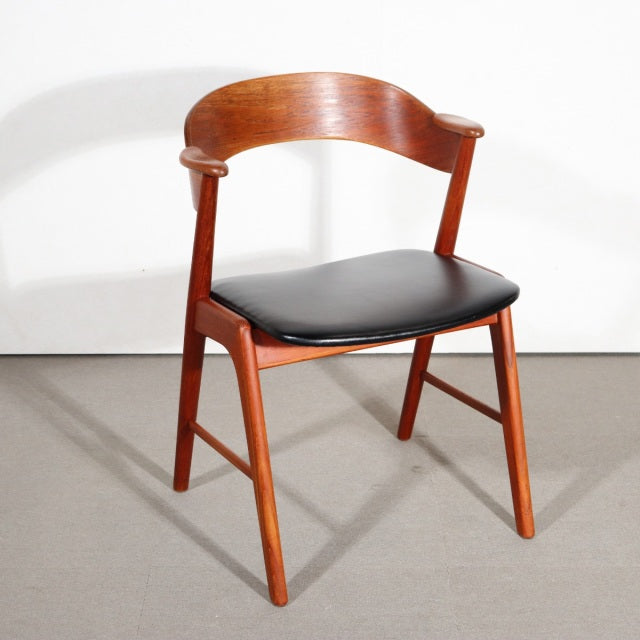 Kai Kristiansen Model-32 ダイニングチェア　ItemCode-SKOV97d | 送料込