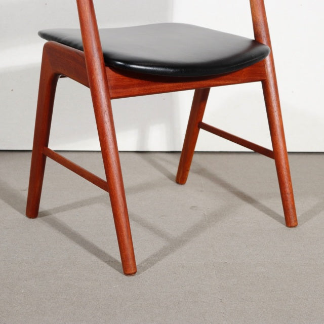 Kai Kristiansen Model-32 ダイニングチェア　ItemCode-SKOV97d | 送料込