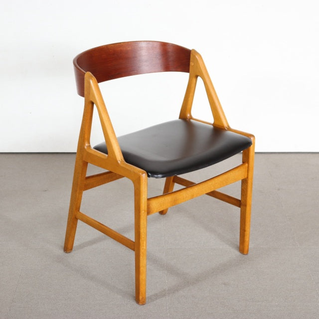 ダイニングチェア by Henning Kjaernulf model72　ItemCode-SKOV128a