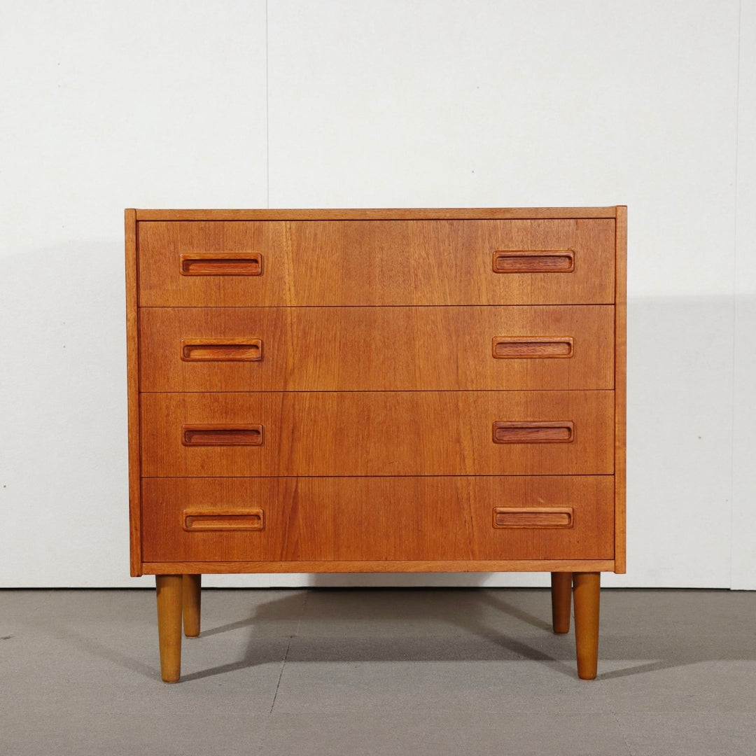 Chest of 4 drawers　ItemCode-SKOV4