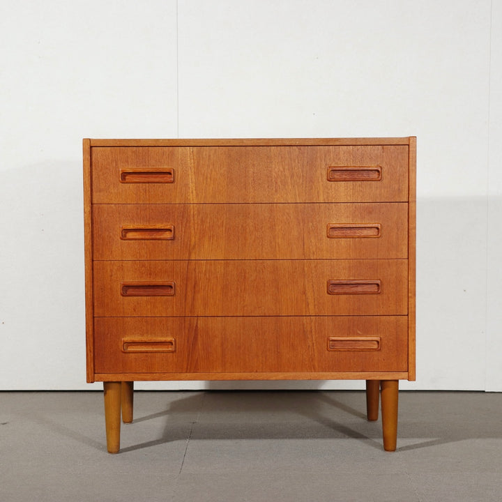 Chest of 4 drawers　ItemCode-SKOV4