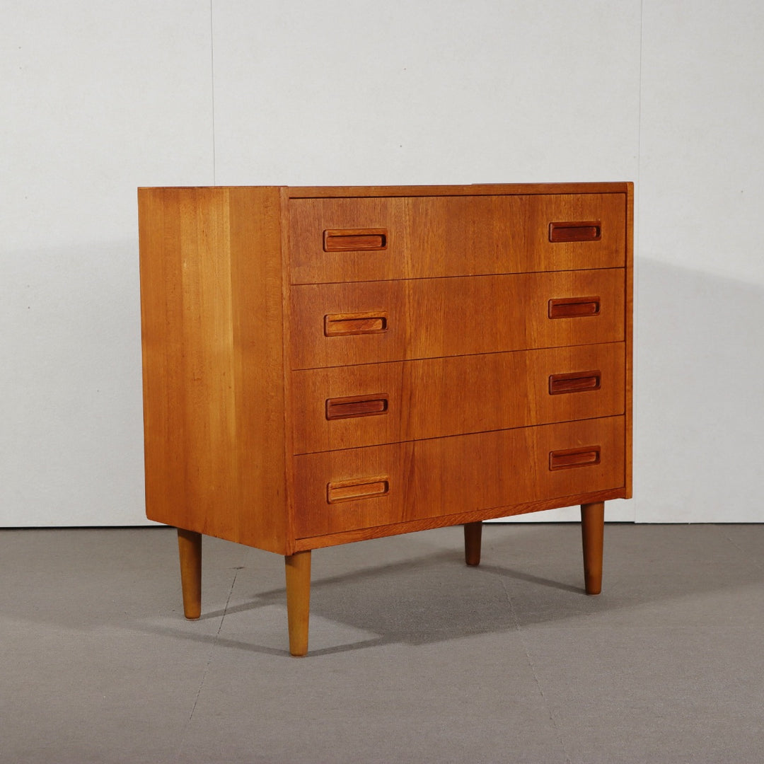 Chest of 4 drawers　ItemCode-SKOV4