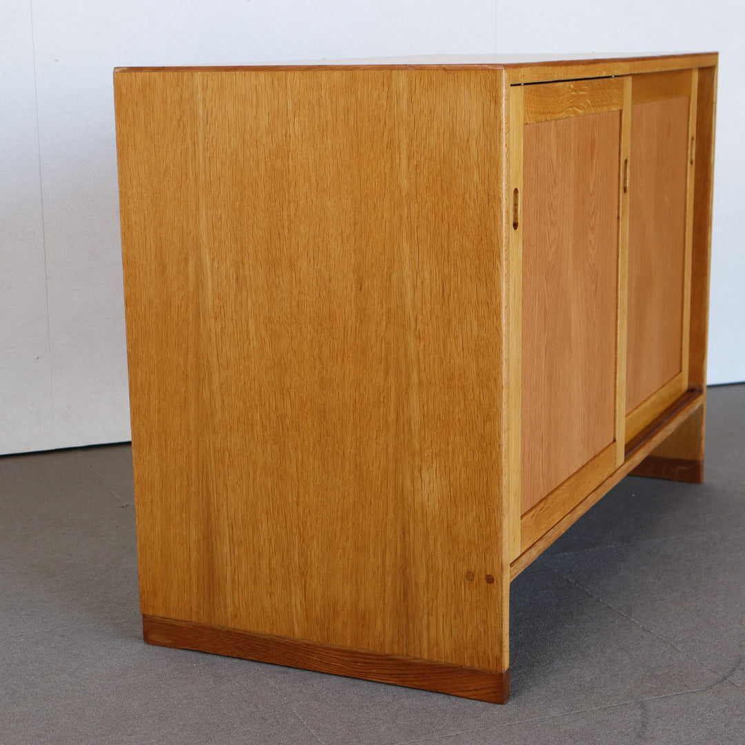 【comingsoon!】 Cabinet by Hans J. Wegner RY ItemCode-JORD01 | 送料込 |