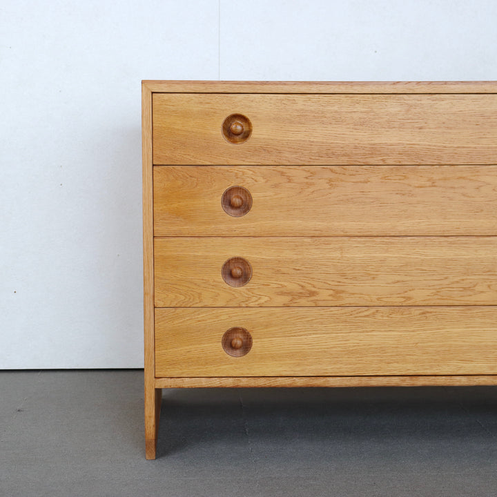 Hans J. Wegner RYモブラー 4段チェスト