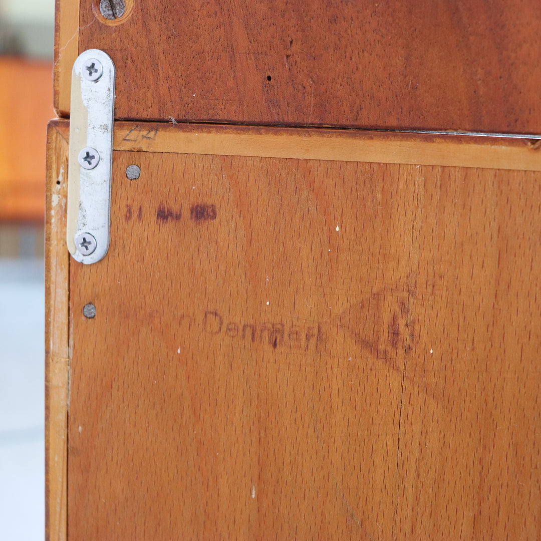 Hans J. Wegner RYモブラー キャビネット