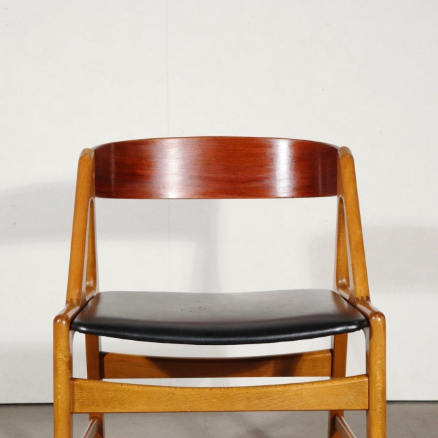 ダイニングチェア by Henning Kjaernulf model72　ItemCode-SKOV128b