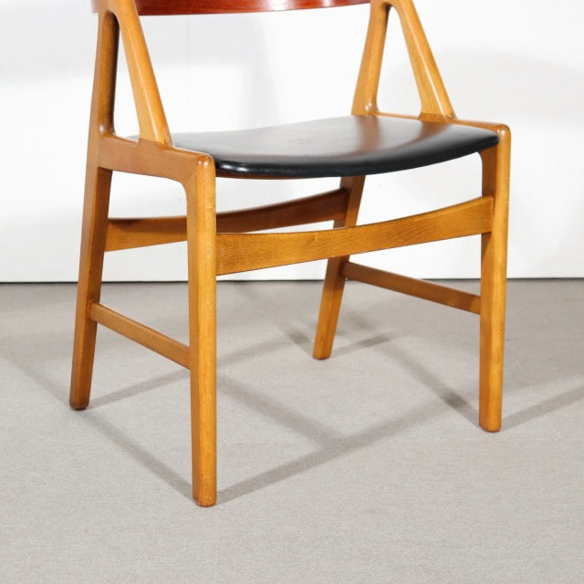 ダイニングチェア by Henning Kjaernulf model72　ItemCode-SKOV128b